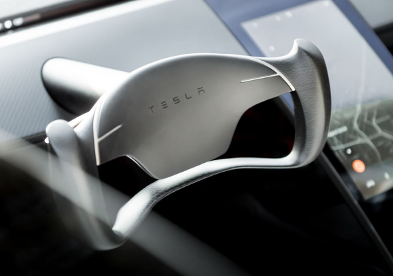 img-red-car-tesla